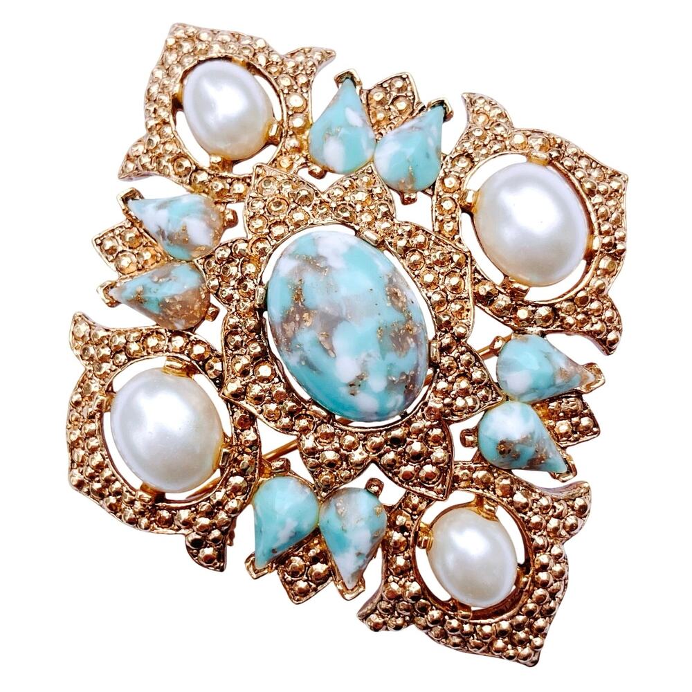 Vintage Signed Sarah Coventry Gold Tone Faux Turquoise Pearl Brooch 1960s–70s